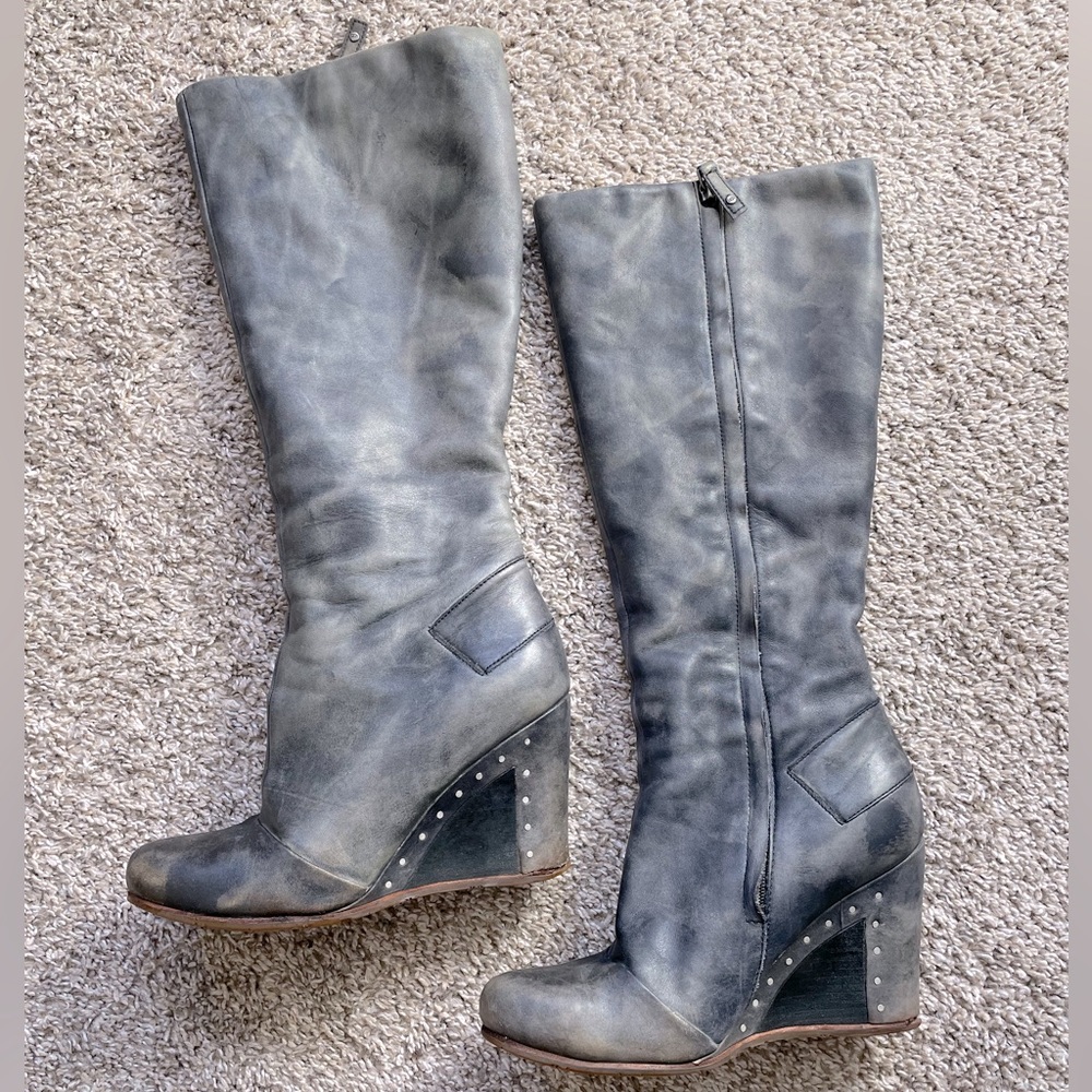 Ugg tall leather wedge boots, weathered black/gray, size 7